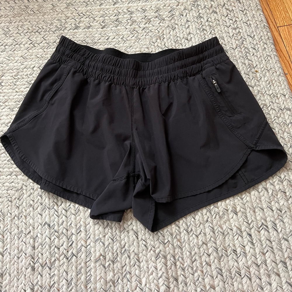 Lululemon Black Tracker Shorts Size 12